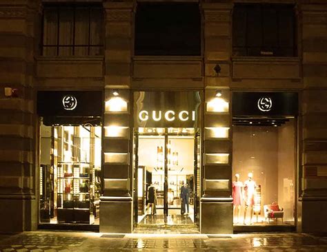 gucci bari|Find A GUCCI Store Near You .